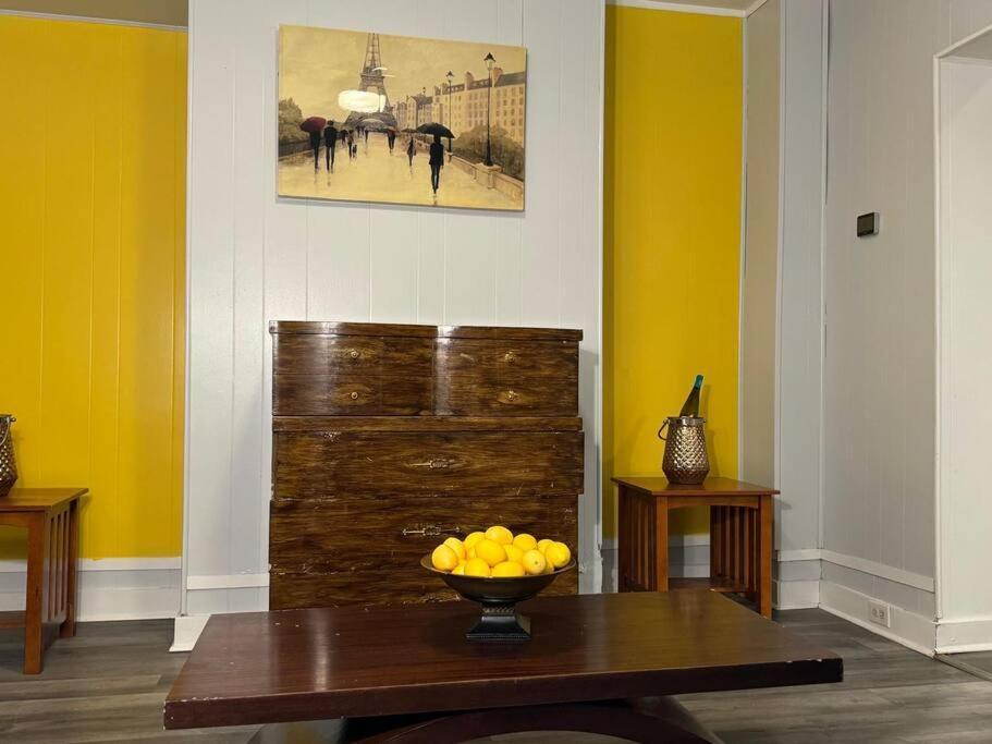 Apartment Tranquil Home, Master Suite, Zen Room, Pittsburg, Canton Avenue, Banksville Pittsburgh
